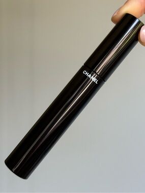Chanel Le Volume De Chanel Waterproof Mascara "20 Brun"